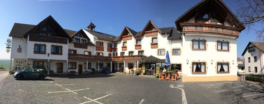 Hotel - Restaurant Berghof Berghausen  Exterior foto